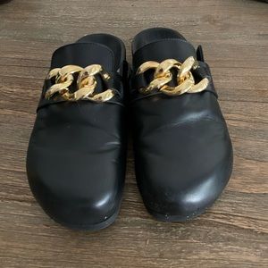 Alohas clogs in black